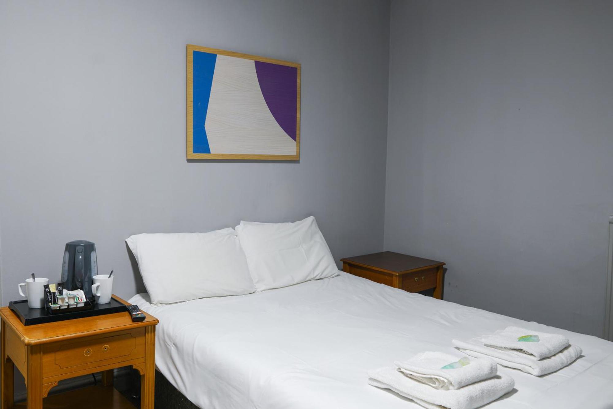 Royal Hotel Кетеринг Экстерьер фото